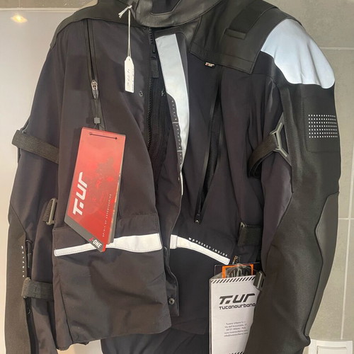 Motorcycle jacket new, unworn