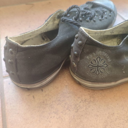 Affliction sneakers like new, black, size 43, linen with thick laces