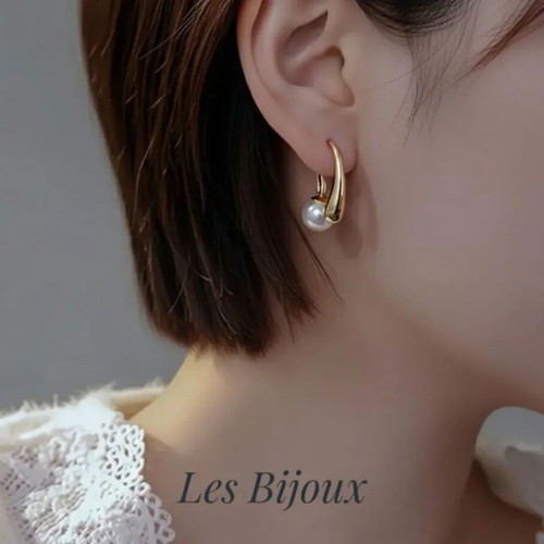 Gold Stainless Steel Earrings with Pearl New