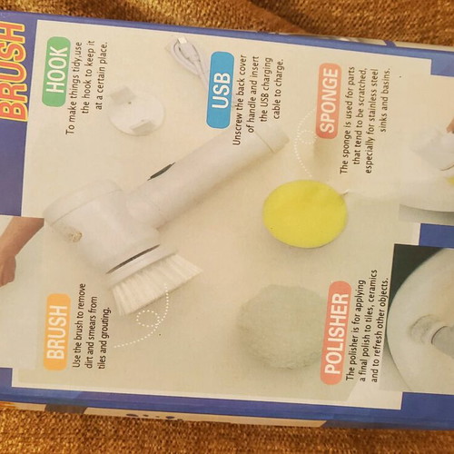 Magic 5-in-1 Cleaning Brush new, rechargeable