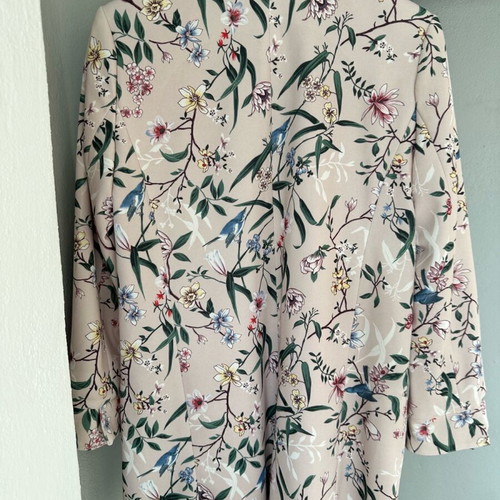 Floral suit like new with 3/4 sleeve and chino pants