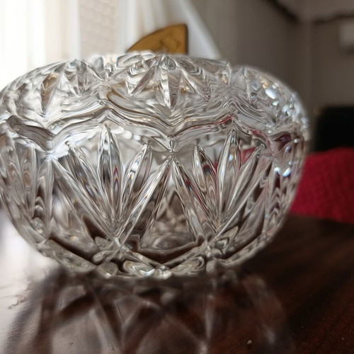 Crystal fondue pot with gold details like new