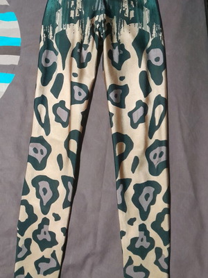 Κολάν γυναικείο animal print μεταχειρισμένο, μέγεθος small
