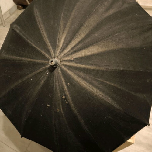 Umbrella from 1930 used with 11 functional ribs and original handle