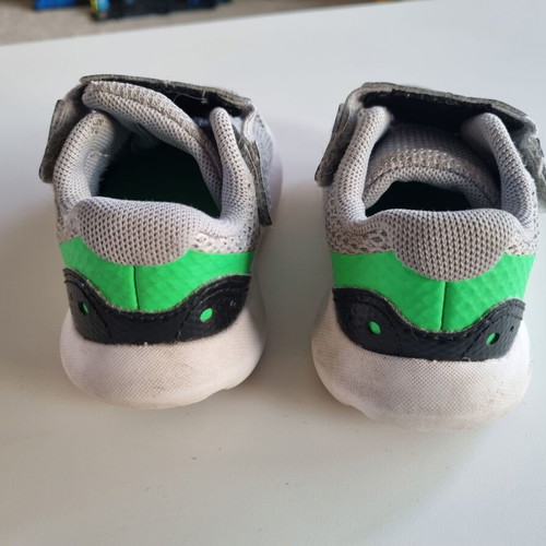Under Armour kids' athletic shoes used, size 23.5, gray