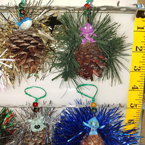 Pinecone Christmas ornaments new, set of 12 with unique decorations