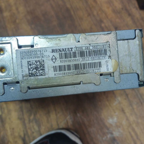 Audio system CD radio Nissan Renault used