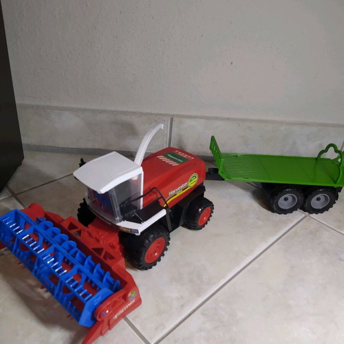 Harvester toy used with trailer