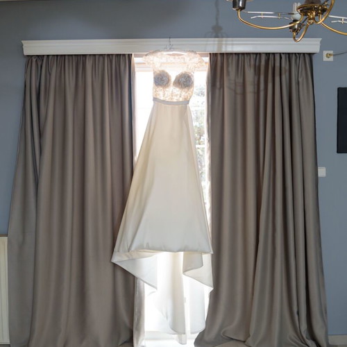 Justin Alexander wedding dress like new with Mikado and lace