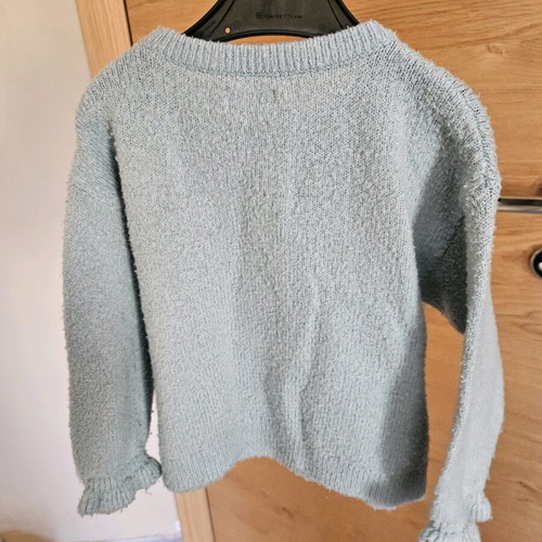 Used sweaters for 24-month-old girl, 2 pieces