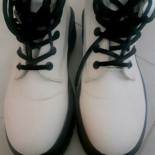 Women's white ankle boots size 37 used