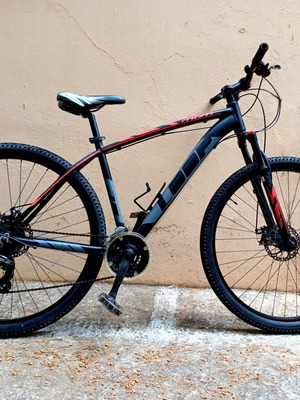 MBM Loop 29 Inch Mountain Bike used, black, front suspension, 21 speeds