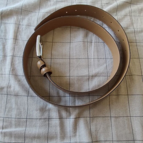 Brown belt 125 cm like new