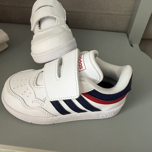 Adidas Hoops 4.0 kids sneakers, white with navy and red
