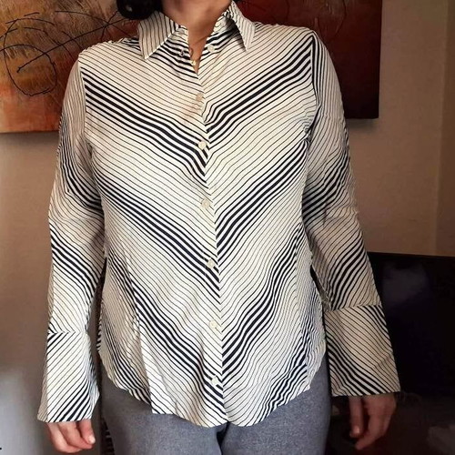 Mango shirt with bell sleeves viscose medium new, black and white