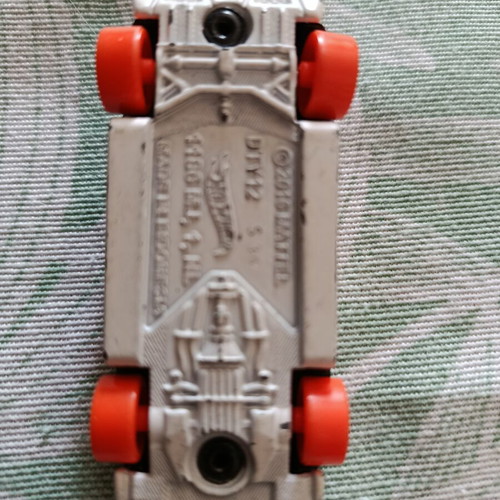 Hot Wheels Scoopa Di Fuego & Drift Rod cars used