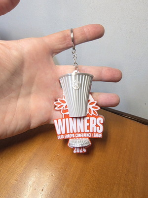 Συλλεκτικό 3D Μπρελόκ Ολυμπιακός Winners Conference League 2024 καινούργιο