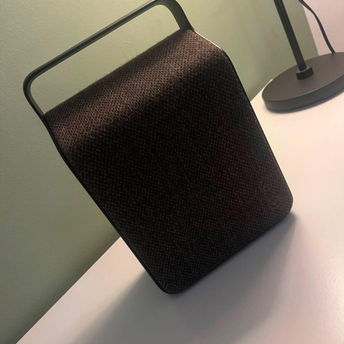 Vifa Oslo speaker like new