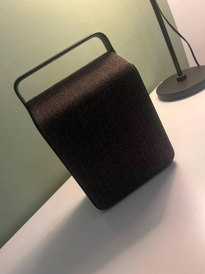 Vifa Oslo speaker like new