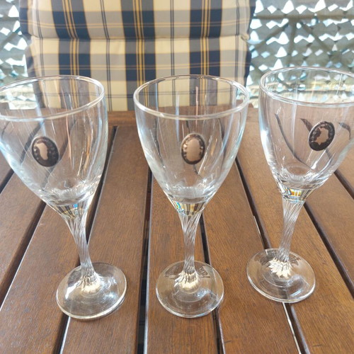 Stemmed glasses used, set of 7