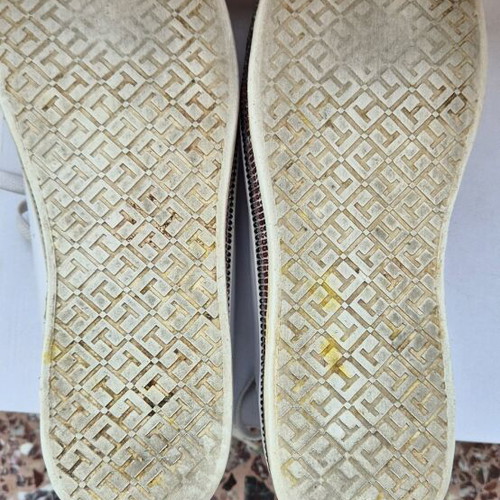 Tommy Hilfiger women's leather white sneakers No 39 like new
