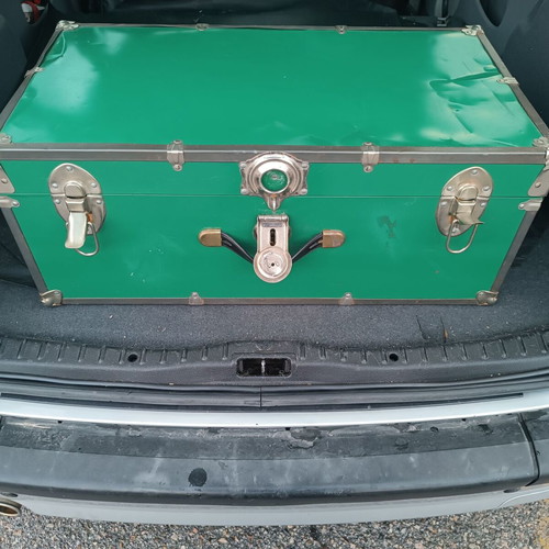 Metal trunk used green 40x76x31 cm
