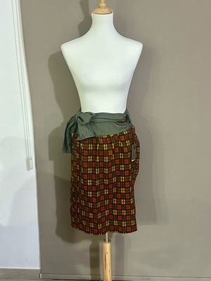 Helmi skirt new with tag, size Large, brown and green