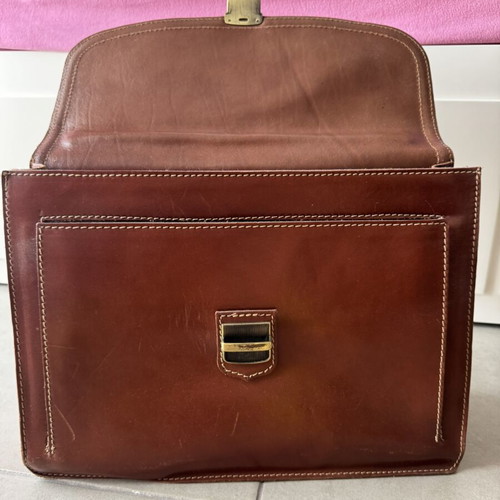 Leather briefcase used, vintage brown with metal clasp