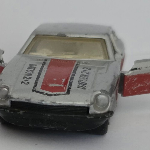 Matchbox 67 Datsun SuperFast 260-Z 2+2 Lesney toy car