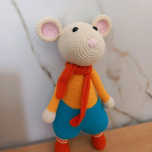 Amigurumi doll handmade crocheted mouse new