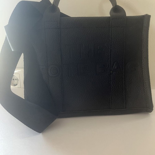 Black handbag like new, small with shoulder strap