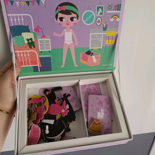 Janod Magnetic Construction Game Girls' Clothes like new