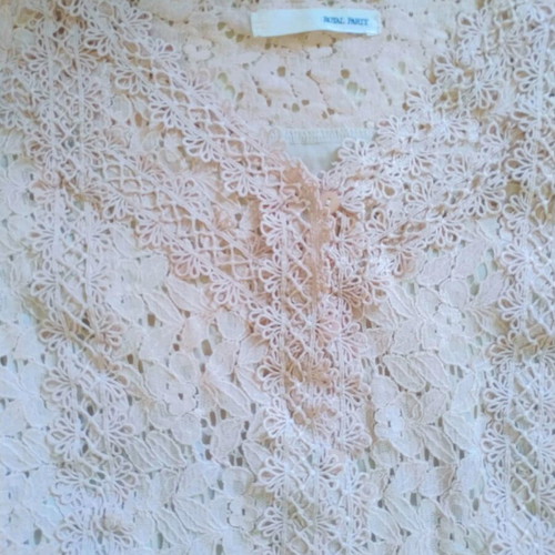 Vintage pink lace V-neck blouse like new