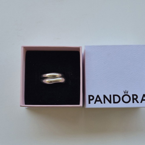 Pandora set of silver rings size 58, like new