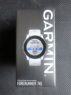 Garmin Forerunner 745 Whitestone smartwatch like new with box