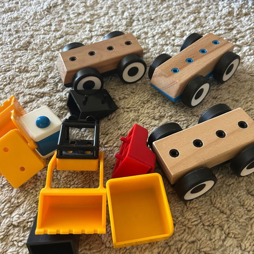 LILLABO IKEA wooden toy car set used
