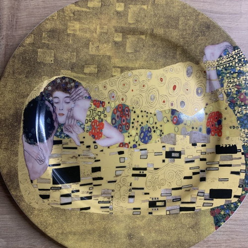 Gustav Klimt The Kiss porcelain dessert plates set of 2 new