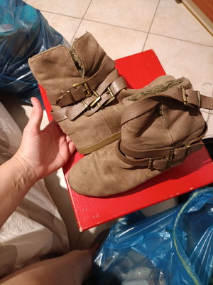Winter boots used, set of 4 pairs, size 37, black and brown