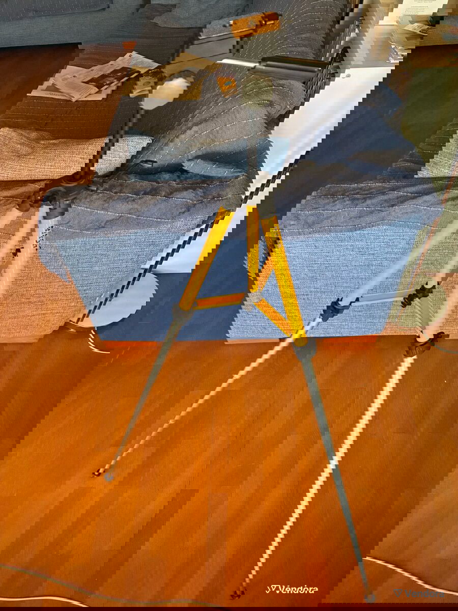 ΤρίποδοφωτογραφικόαλουμινένιοNikonlikenew,μέγιστούψος120εκ