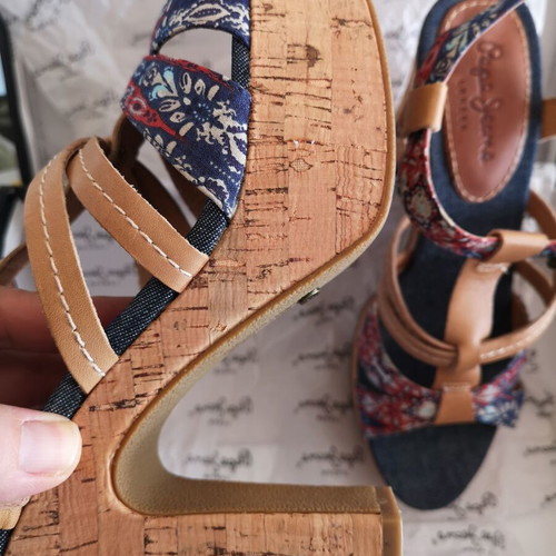 Pepe Jeans high-heeled sandals like new, size 38, blue multicolor