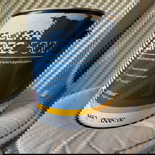 Χρώμα τοίχου Edgecomb Gray 3,5lt Benjamin Moore σαν καινούργιο