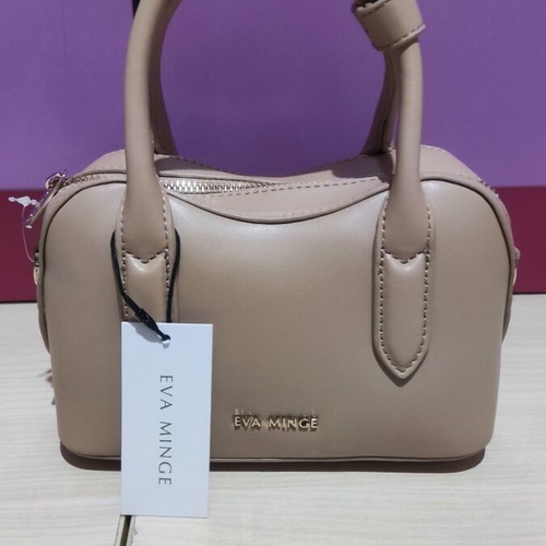 Eva Minge beige handbag new