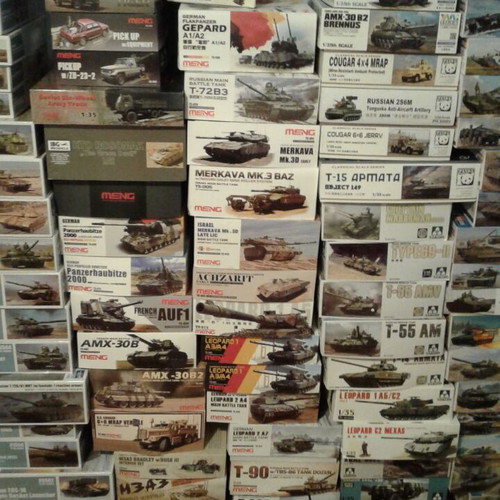 Modeling kits new collection 2000+ with scales 1/35, 1/32, 1/16 and busts