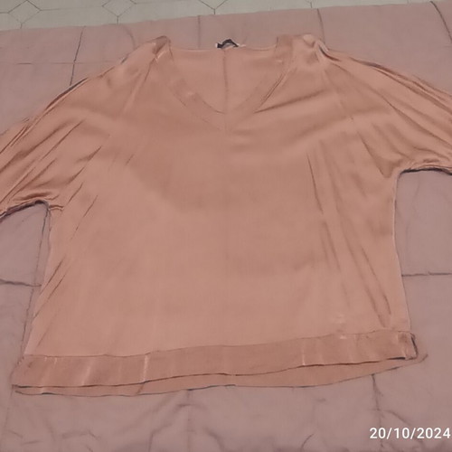 Celestino women's blouse pink like new, one size, batwing sleeves