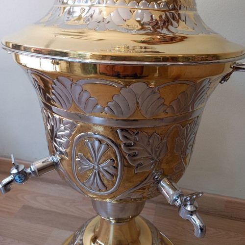 Bronze holy water container carved 77 cm with 2 taps new, 10 liters