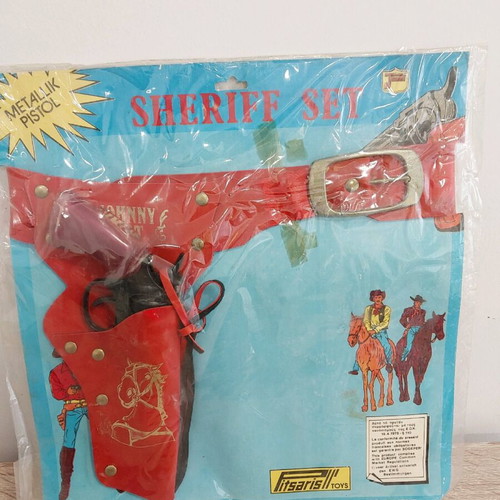 Sheriff set Pitsaris toys new, holster with pistol