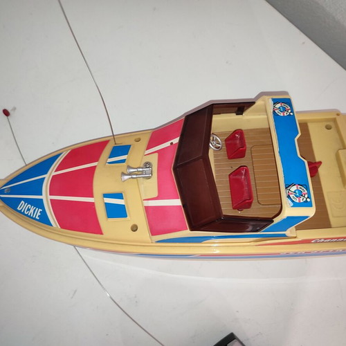 Dickie remote control boat used