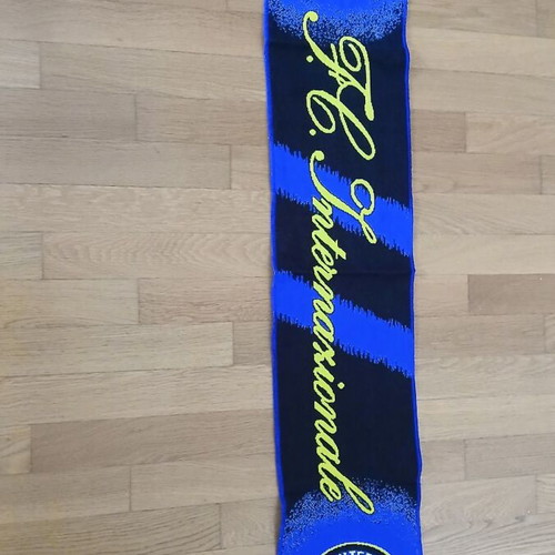 Inter team scarf new, authentic