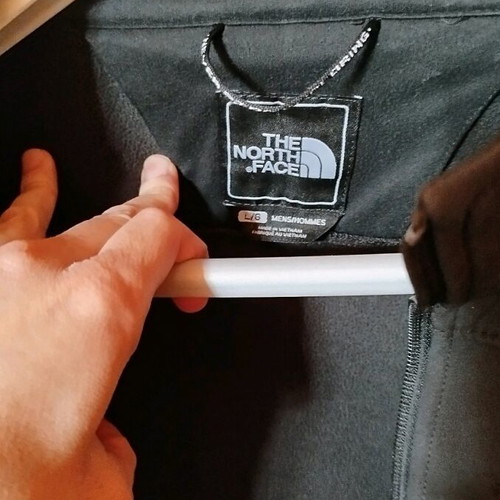 North Face men's jacket like new, black, size L