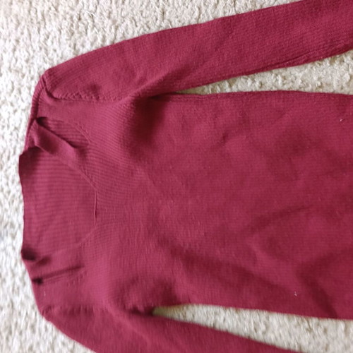 Knitted small t-shirt like new, red with free scarf